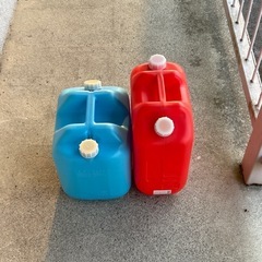 ダイニチ　ブルーヒーターとポリタンク2個のセットの画像