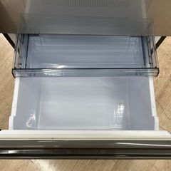 【ジャングルジャングル岸和田和泉インター店】 アクア 4ドア冷蔵庫 AQR-V37P 2024 右開き 高年式 冷蔵庫 AQUA 368L デリエシリーズ 真ん中野菜室 自動製氷　和泉市 堺市 岸和田市 泉大津市 高石市 泉北郡熊取町の画像