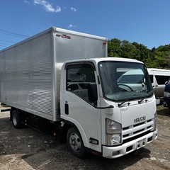 いすゞ2tトラックバン