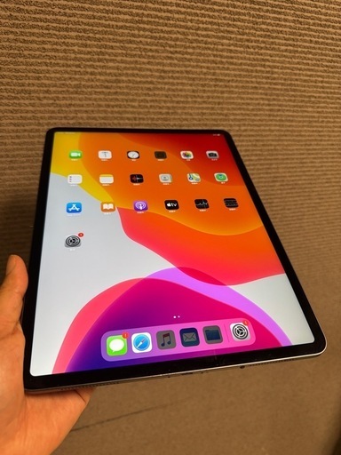 極美品】iPad Pro 12.9 第3世代 64GB バッテリー96% 充電4回！