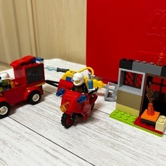 ☆廃盤品☆LEGO レゴジュニアシティ 10740 消防隊セット❁¨̮の画像