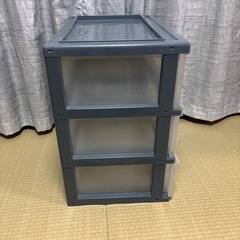 ご購入者様決まりました！【訳あり】収納ケース3段の画像