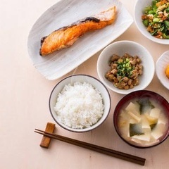 【全額奢り】コラボカフェ同行者募集【女性のみ】