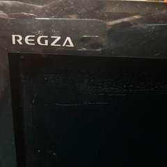 取引中　画面割れあり　32型テレビの画像
