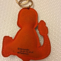 ヒトカゲ スワロフスキーマスコット キーホルダーの画像