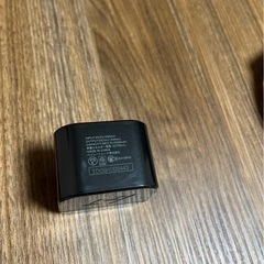【売却済】AVIOT ワイヤレスイヤホン、充電ケース、充電ケーブルセット ブラックの画像
