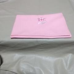 うさぎ🐰と花の刺繍が入った小風呂敷？テーブルクロス？可愛いです。の画像