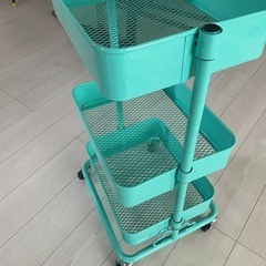3段 ラックの画像