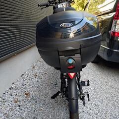 32LバイクリヤBOXの画像