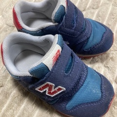 ニューバランス　子供用靴　13.5センチの画像