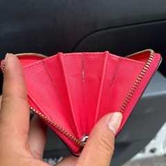 ケイトスペード長財布
の画像