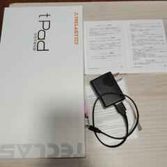 8インチAndroidタブレット本体＋ケース、充電器の画像
