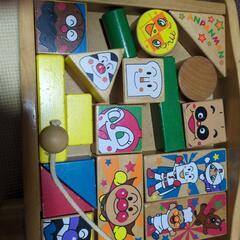 アンパンマンの積み木の画像