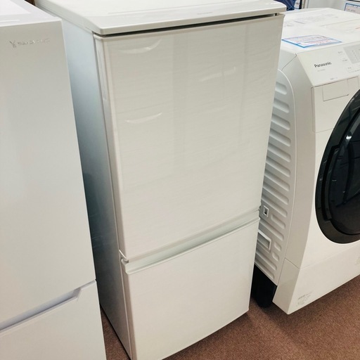 ⭐️激安⭐️シャープ　冷凍冷蔵庫　137L