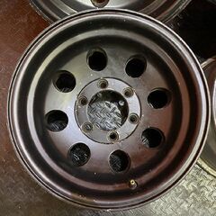M/T ミッキートンプソン 社外ホイール 15インチ 4本 8J6HPCD139.7-28 ブラック 深リム ランクル ランクルプラド等　(VHR081) の画像