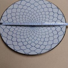 【値下げしました！】備前焼大皿 網目文(直径31cm/萬泉作)の画像