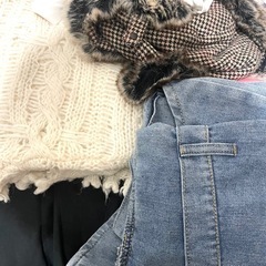 秋/冬服  8着ほどの画像