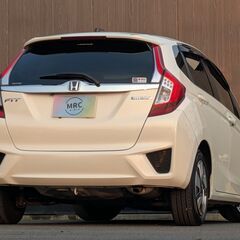 ★禁煙車！H26年！フィットハイブリッド【Fパッケージ】ハーフレザー！オートクルーズ！障害物センサー！バックカメラ！プッシュスタート！の画像