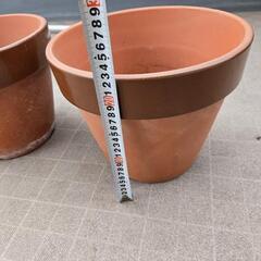 植木鉢 陶器 ３つの画像