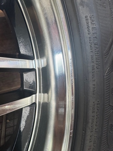 ⭐︎値下げしました⭐︎アルヴェル他　 245/40R20 ロクサーニ　 マルチフォケッタ　20インチ
