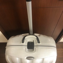 Samsonite Lite-Locked Spinner 69 未使用品
の画像
