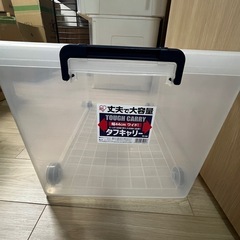 キャスター付き衣装ケース