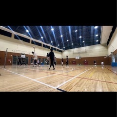 雨を吹き飛ばすくらい楽しいバレーサークル！！☔️🏐