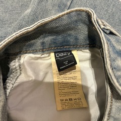 デニムパンツの画像