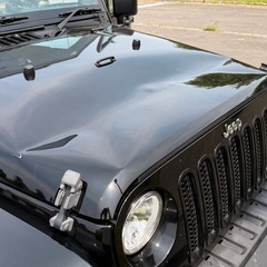 Jeep JKラングラー　ボンネット