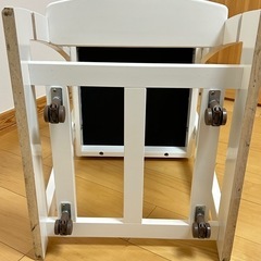 ニトリ学習椅子　ルミエNの画像