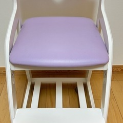 ニトリ学習椅子　ルミエNの画像