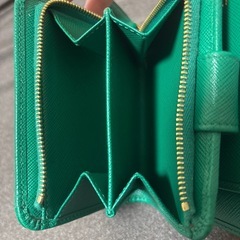 PRADA 財布の画像