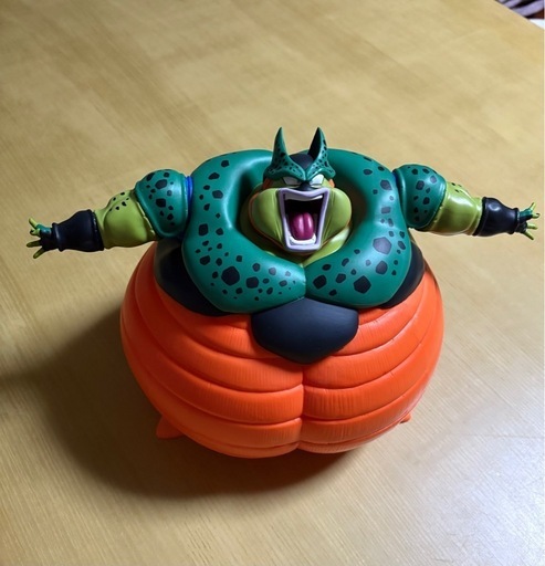 ドラゴンボール一番くじラストワン賞セル フィギア(値下げ可
)