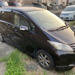 今週で終了します【コミ価格】　ホンダフリード　クロスター定員5名の画像