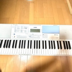 CASIO LK-515 光ナビゲーション電子ピアノ
