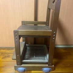 学習机の椅子のみ(7/14粗大ゴミ処分します)の画像