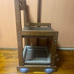 学習机の椅子のみ(7/14粗大ゴミ処分します)の画像