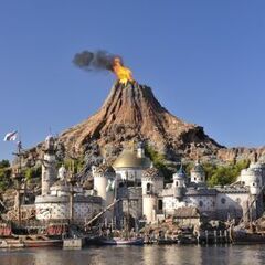 再来週の7月18日(金曜)ディズニーシー行きませんか？