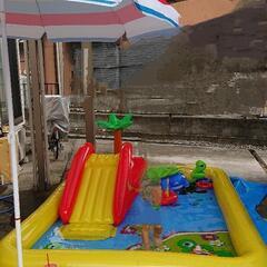 【滑り台付き 子供用プール】の画像