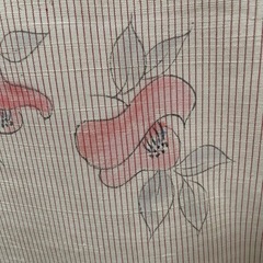 　紬　薄いピンク花柄　着物の画像