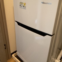 美品 オシャレ★Hisense HR-B95A ハイセンス 小型冷蔵庫★取扱説明書つきの画像