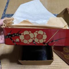 入れ物の画像