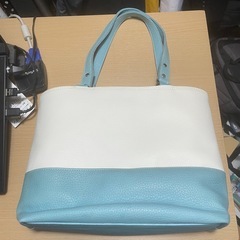 ハンドメイド 革製　ショルダーバッグ ホワイトの画像