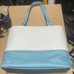 ハンドメイド 革製　ショルダーバッグ ホワイトの画像