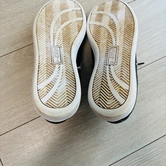 PUMA  24.5cmの画像