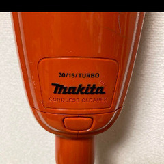 Makitaマキタ掃除機オレンジ色の画像