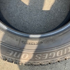 ブリジストン　VRX　スパイク付き　175/65R15の画像