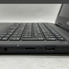 DELL 3310 Core i3 8145U,Ram8gb,ssd256 の画像
