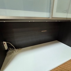 食器棚の画像