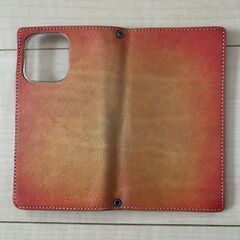手帳型スマホケースの画像